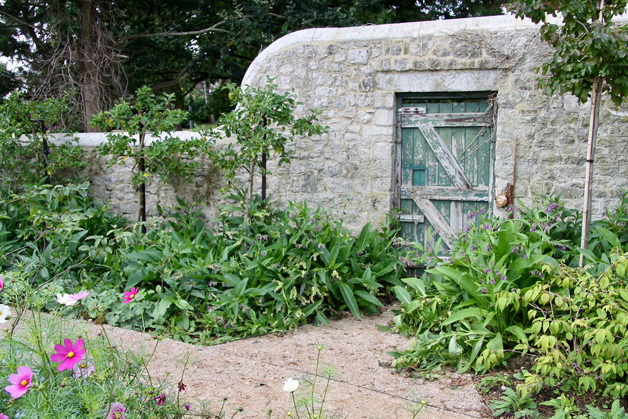 Blackthorn Trust Healing Garden Wall