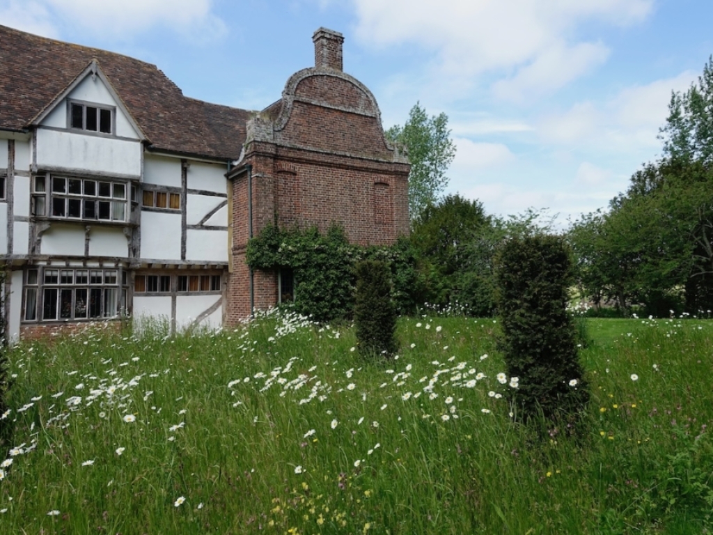 Dutch Manor Dutch Manor