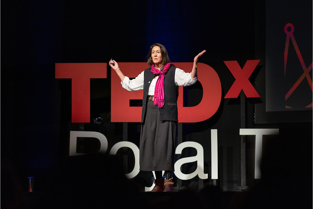 Marian Boswall. Tedx Talk 2020