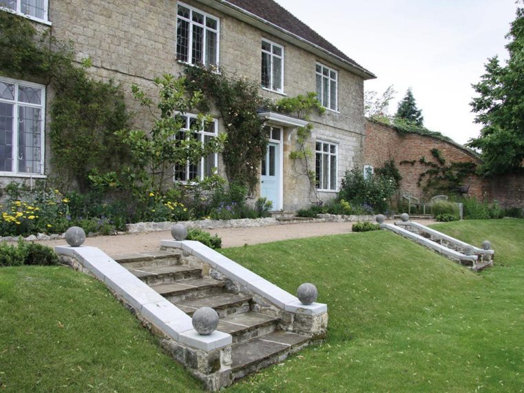 Garden Architecture By Marian Boswall