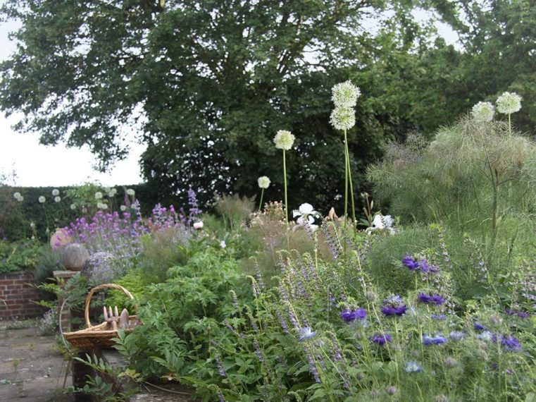 Garden Designers In Kent